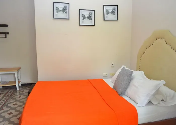 Hotel Santa Cruz