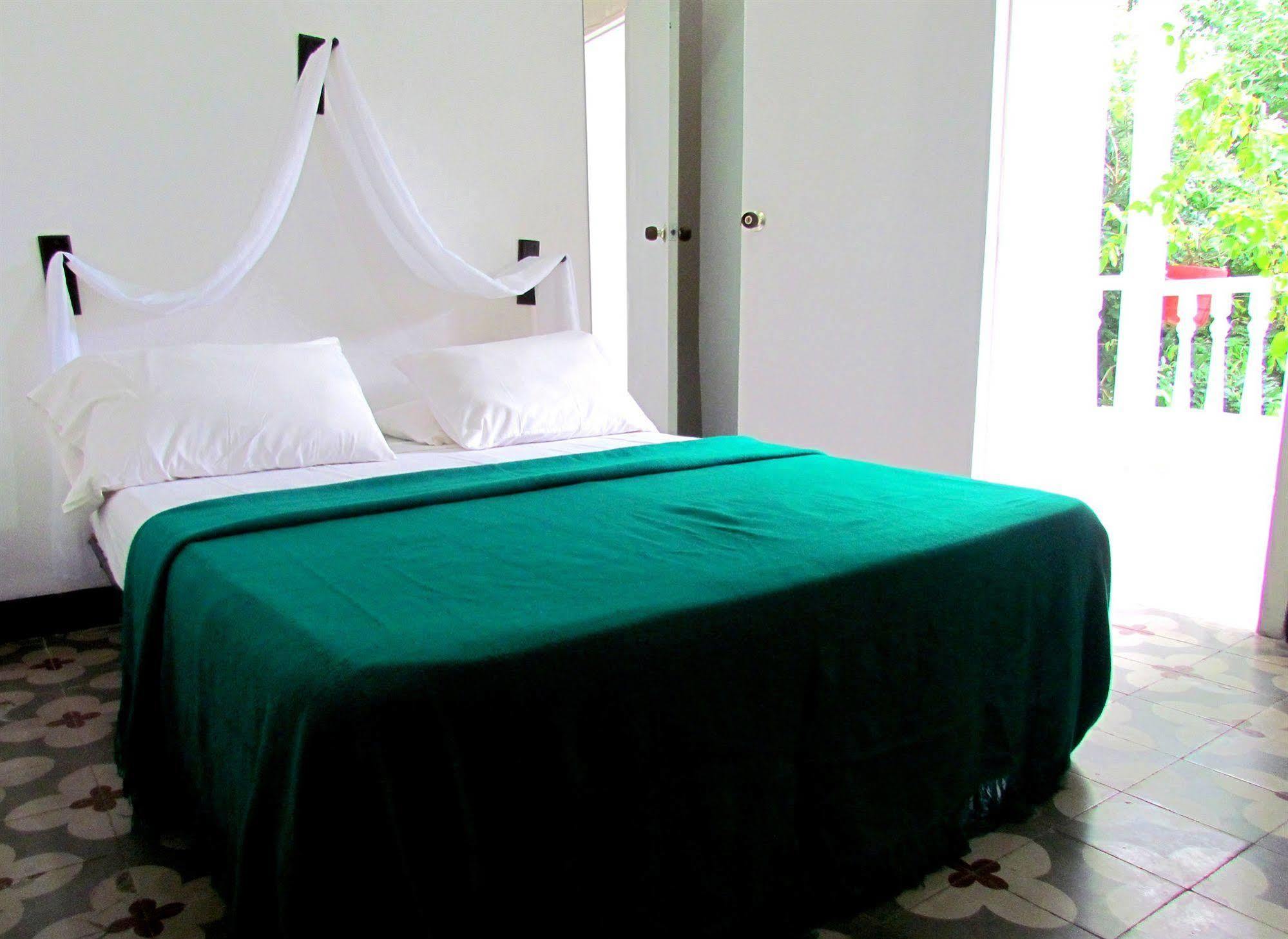 Santa Cruz Hotel