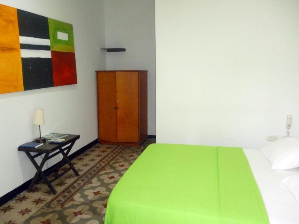 Hotel Santa Cruz